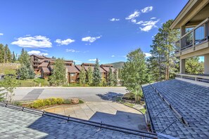 Property grounds - Breckenridge Basecamp: Steps to Snowflake Trail! (Breckenridge)