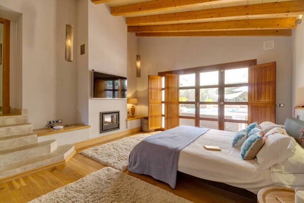 5 chambres, fer et planche à repasser, accès Internet, draps fournis