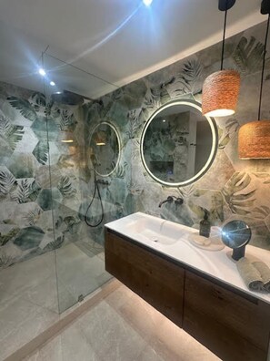 Hair dryer, towels - Your Island Escape, Balearic Islands Villa 1480 (Balearic Islands)