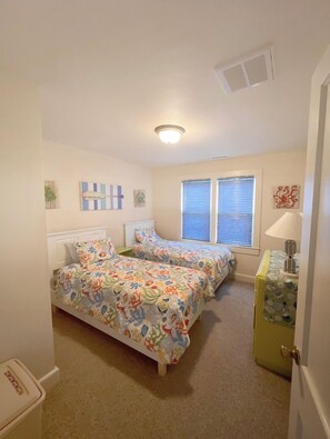 3 bedrooms, WiFi, bed sheets