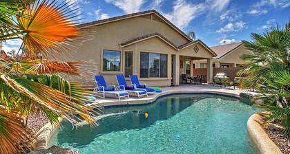 Golf Course View! Group Getaway in Queen Creek