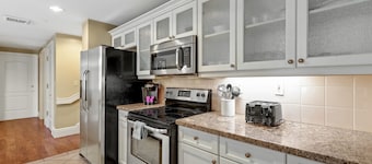 Experience Village Vibes Cozy 3-Bedroom Casita