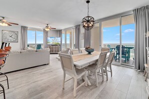 Imagen sin descripción, 2 de 48, botón