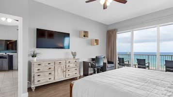 3 bedrooms, desk, iron/ironing board, free WiFi