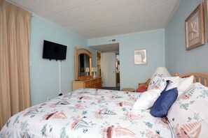 2 chambres, fer et planche à repasser, Wi-Fi, literie fournie