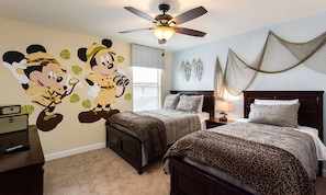 8 室のベッドルーム、アイロン / アイロン台、WiFi、ベッドシーツ