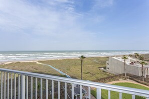 Property grounds - Aquarius 405 - Casual furnishing;Exciting Amenities;Pool by beach (South Padre Island)
