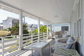 Property grounds - Pet Friendly Duplex Across from Crystal Pier (Wrightsville Beach)