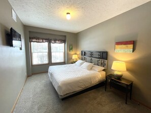 6 bedrooms, iron/ironing board, free WiFi, bed sheets