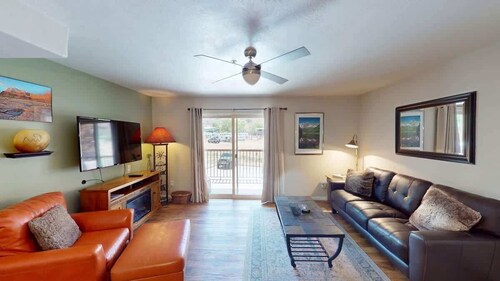 3 Bed Condo upealla Moab Rim Views, Ulkouima-allas 