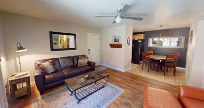 Red Cliffs Condos - 3E, 3 Bed Condo With Stunning