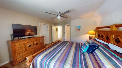 Red Cliffs Condos - 3E, 3 Bed Condo With Stunning
