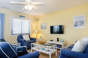 Smart TV, DVD player