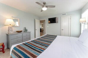 3 bedrooms, iron/ironing board, internet, bed sheets