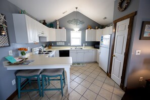 Fridge, microwave, oven, stovetop - KH205- Oceanside Cottage w/ Direct Beach Access & Great Views- Pet Friendly! (Kitty Hawk)
