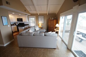 Smart TV, DVD player