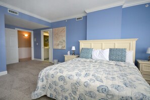 3 makuuhuonetta, silitysrauta/-lauta, Wi-Fi, vuodevaatteet