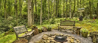 Waterfall On-Site! Hiker’s Base Near Mt Mitchell