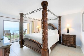 3 bedrooms, iron/ironing board, travel crib, free WiFi - Gorgeous Oceanfront Corner Unit Condo w/ Dual Balconies & Panoramic Views! 🌴 (Cape Canaveral)