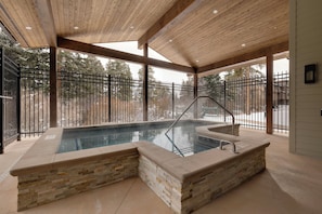 Spa - Located Downtown Breckenridge - 1 Block From Main St! Pool, hot tub access! (Breckenridge)