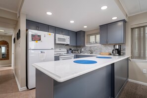 Mikroaaltouuni, astianpesukone