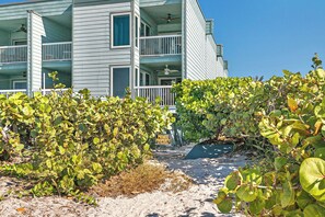 Exterior detail - Seaside Beach House 101 · Dolphins from Balcony · Gulf Pool (Holmes Beach)
