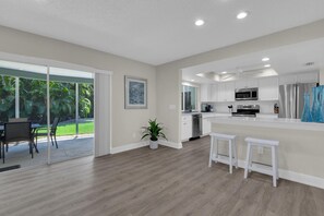 Fridge, microwave, oven, stovetop - 1st Ave Beach House - Olde Naples, Steps to White Sand Beach! (Naples)