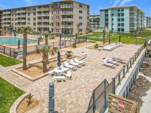 Et oppvarmet basseng