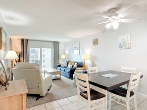 Tv, dvd-spelare och böcker