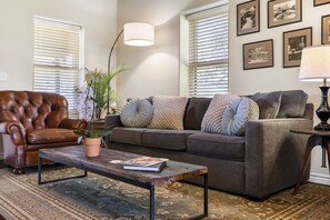 TV, fireplace, ping pong