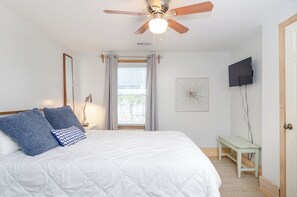 4 slaapkamers, een strijkplank/strijkijzer, wifi, beddengoed