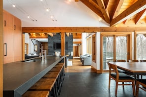 Dining - Grand Foret Villa | 5700 sq.ft Luxury Chalet | Hot Tub, Firepit & Pool Table | Pet-Friendly (Mont-Tremblant)