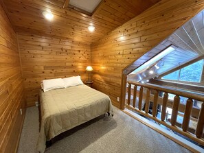 6 bedrooms, iron/ironing board, free WiFi, bed sheets