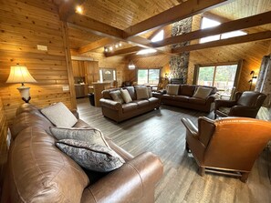 TV, fireplace, ping pong