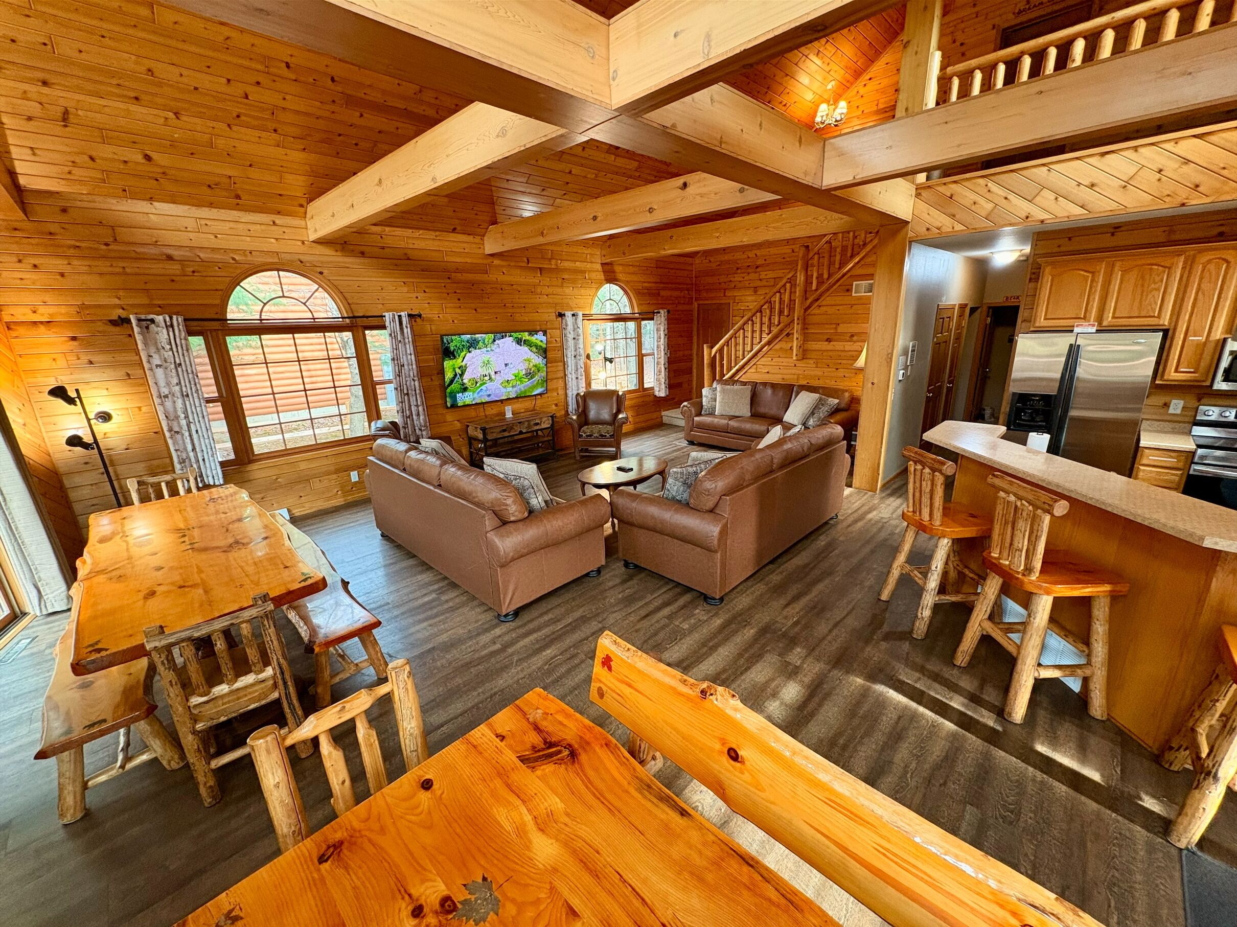 TV, fireplace, ping pong