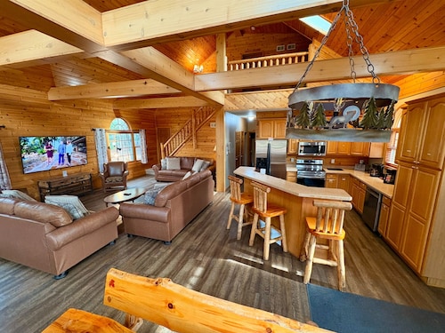 Champagne Chalet @ Spring Brook Resort