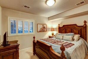 4 bedrooms, internet, bed sheets