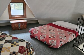 2 chambres, fer et planche à repasser, lit parapluie, Wi-Fi gratuit