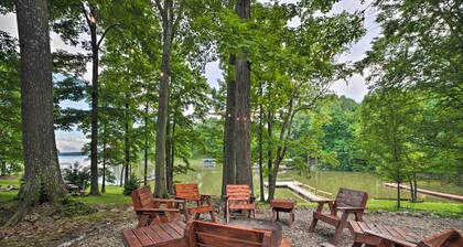 Airy 'Pelican Bay Retreat' mit Deck auf dem Lake Barkley!