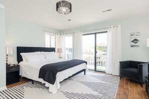 3 makuuhuonetta, silitysrauta/-lauta, Wi-Fi, vuodevaatteet