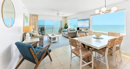 Luxury Oceanfront Penthouse: Heated Pool + Hot Tub & Private Balconies 🌅