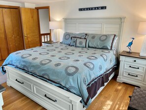 3 bedrooms, free WiFi - The Cape Escape: Walk to Harding's Beach (Chatham)