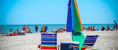 Sillas reclinables de playa, toallas de playa