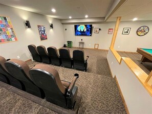 Games room - All Seasons Chalet @ Spring Brook Resort (Wisconsin Dells)