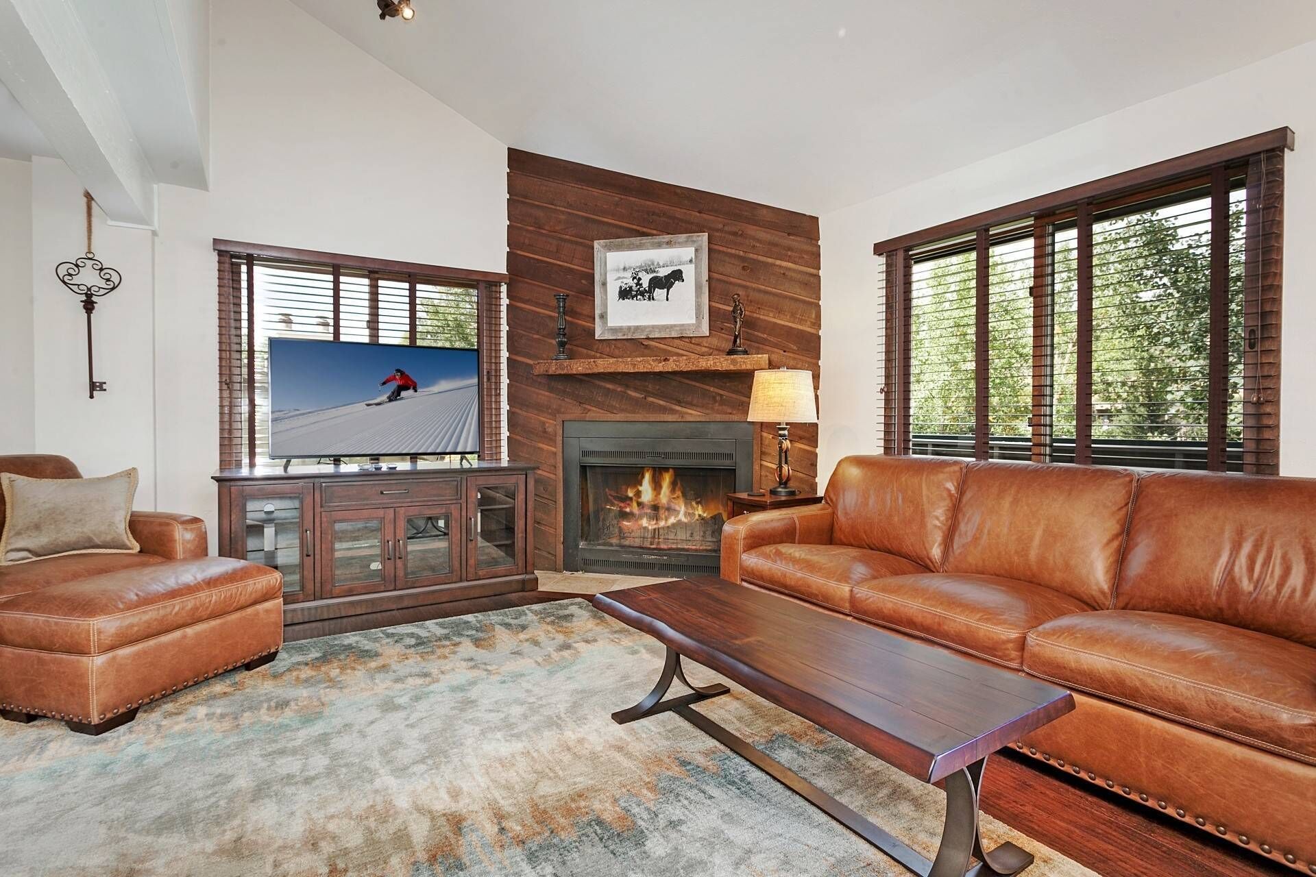 Comfortable seating in this beautiful 3 bedroom townhome with smart flat screen TV and blu ray DVD.