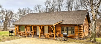 Cabin Near River - Treehouse Masters Stayed Here!