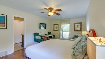 4 Schlafzimmer, Bügeleisen/Bügelbrett, Internetzugang, Bettwäsche