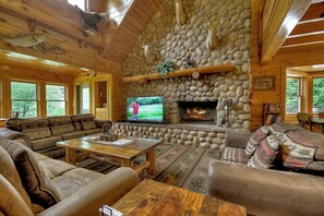 スマートテレビ、暖炉、テレビゲーム機