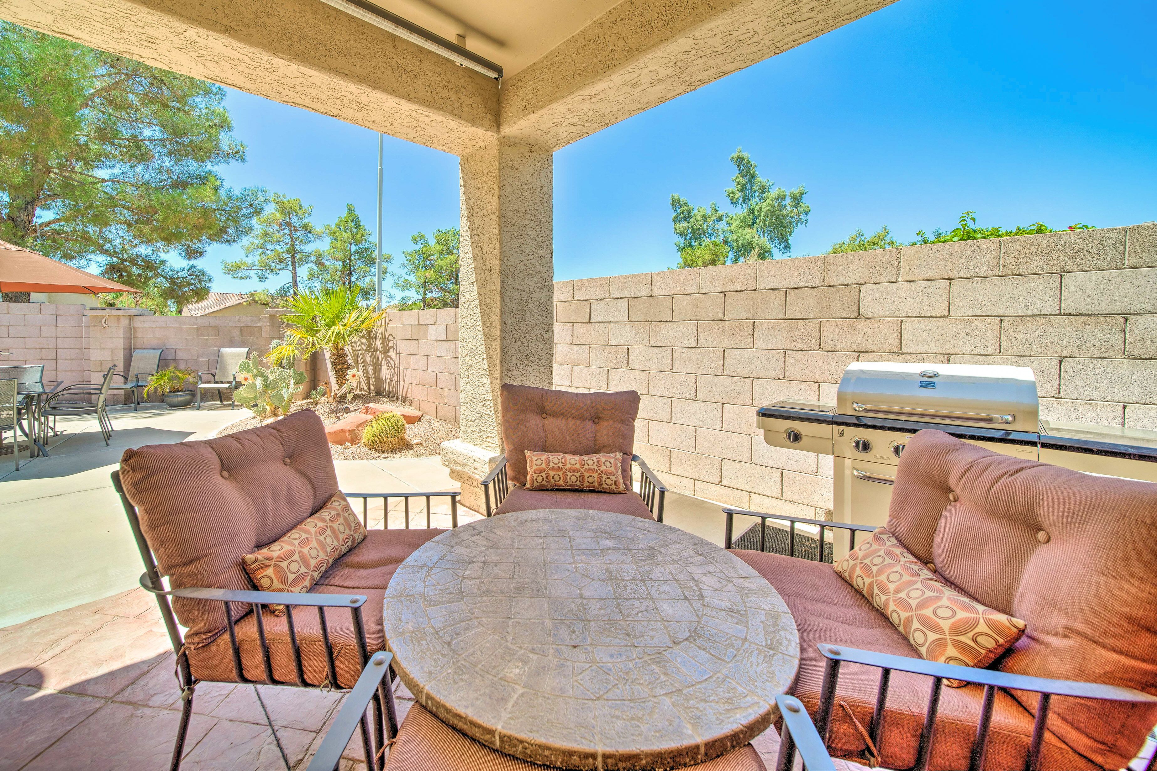 Bright Chandler Home w/ Hot Tub: Golf, Hike & Shop