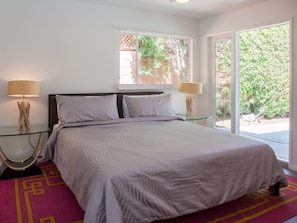 2 habitaciones, escritorio, tabla de planchar con plancha y wifi gratis